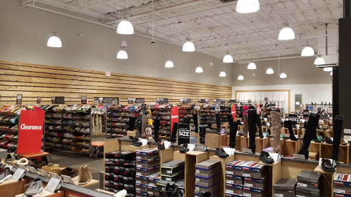 Shoe Store «DSW Designer Shoe Warehouse», reviews and photos, 4049 Grand Ave, Chino, CA 91710, USA