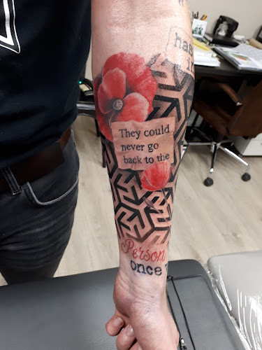 Beoordelingen van Tattoo Kim - Point Black in Durbuy - Tatoeagezaak
