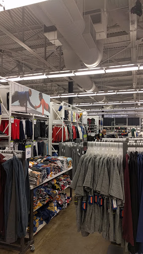 Clothing Store «Old Navy», reviews and photos, 1172 Great Mall Dr, Milpitas, CA 95035, USA