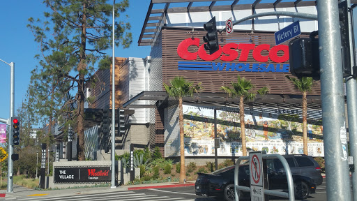 Warehouse store «Costco Wholesale», reviews and photos, 21800 Victory Blvd, Woodland Hills, CA 91367, USA