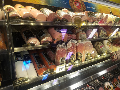 Grocery Store «Fred Meyer», reviews and photos, 12221 120th Ave NE, Kirkland, WA 98034, USA