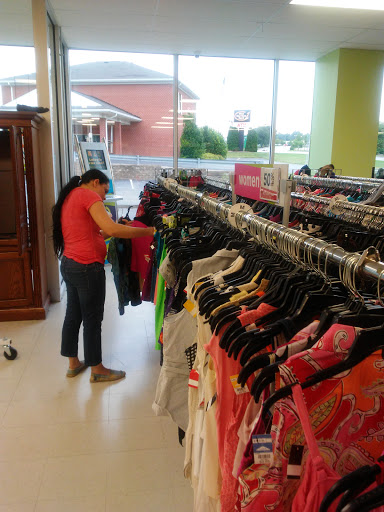 Thrift Store «Goodwill Store», reviews and photos, 4646 Duffy Rd, Floyds Knobs, IN 47119, USA