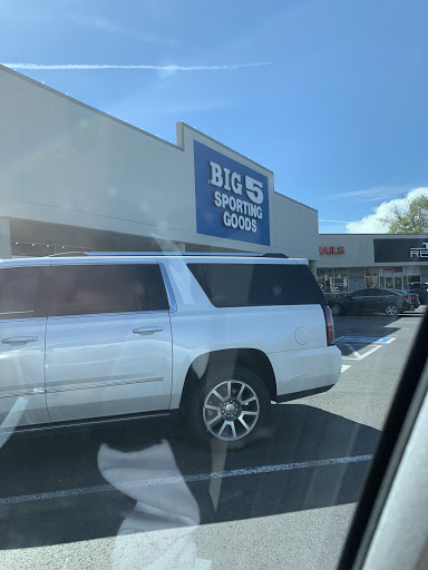 Sporting Goods Store «Big 5 Sporting Goods», reviews and photos, 4665 Commercial St SE, Salem, OR 97302, USA