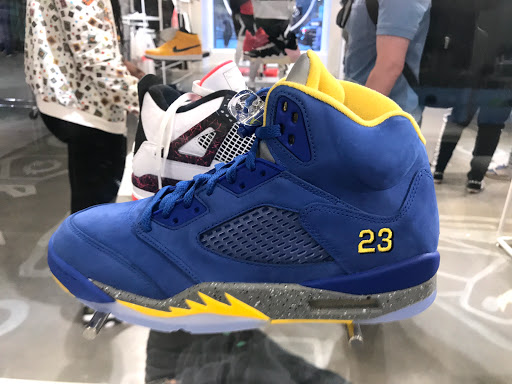 Shoe Store «Footaction», reviews and photos, 32 S State St, Chicago, IL 60603, USA