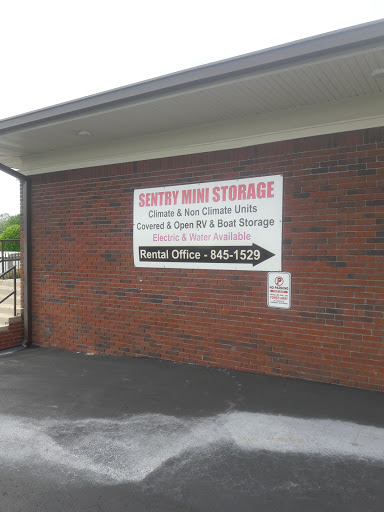 Self-Storage Facility «Sentry Mini Storage Inc.», reviews and photos, 3839 US-19, New Port Richey, FL 34652, USA