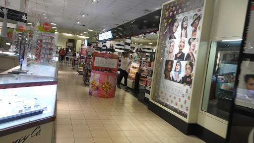 Shopping Mall «Viewmont Mall», reviews and photos, 100 Viewmont Mall, Scranton, PA 18508, USA