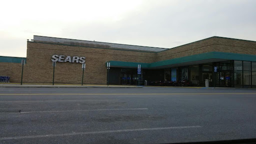 Sears, 1665 State Hill Rd, Wyomissing, PA 19610, USA, 