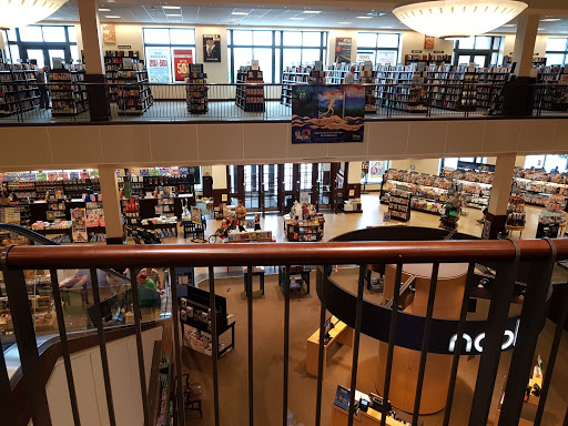 Book Store «Barnes & Noble», reviews and photos, 3 S Tunnel Rd, Asheville, NC 28805, USA