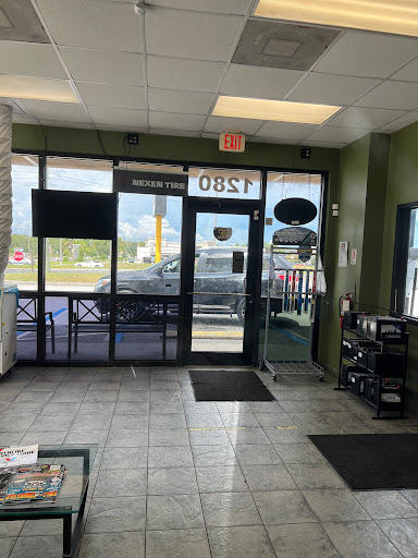 Auto Repair Shop «Tuffy Tire & Auto Service Center», reviews and photos, 1280 Commercial Way, Spring Hill, FL 34606, USA