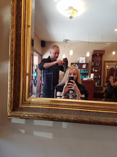 Beauty Salon «Capriotti Salon Experience», reviews and photos, 211 Haverford Ave, Narberth, PA 19072, USA