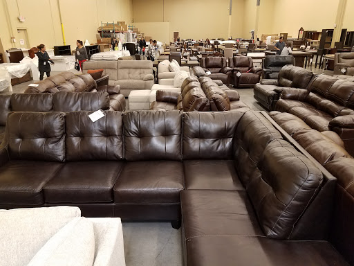 Furniture Store «Ashley Furniture HomeStore», reviews and photos, 14810 North Freeway #100, Houston, TX 77090, USA