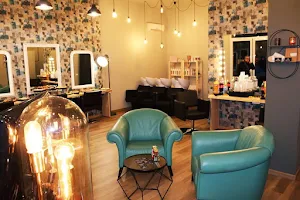 Hair Rooms image