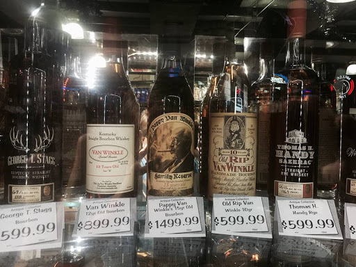 Liquor Store «River Cut Rate Liquor», reviews and photos, 327 Cadiz St, Dallas, TX 75207, USA