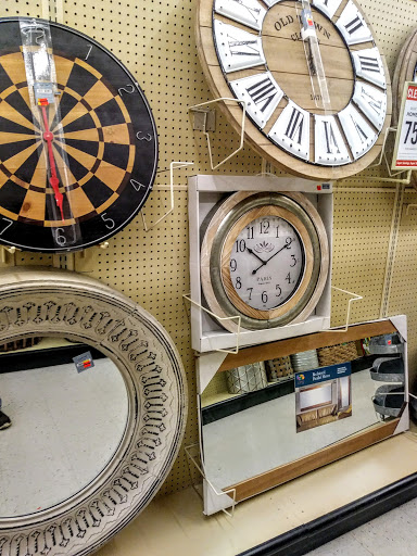 Craft Store «Hobby Lobby», reviews and photos, 6743 Transit Rd, Buffalo, NY 14221, USA