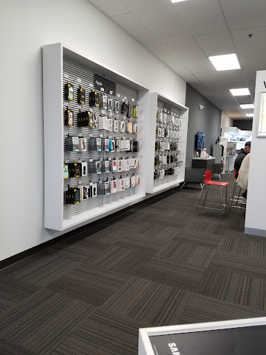 Cell Phone Store «Verizon Authorized Retailer, TCC», reviews and photos, 280 Dunns Mill Rd, Bordentown, NJ 08505, USA