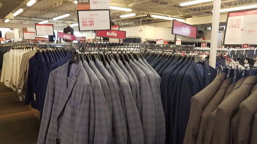 Clothing Store «K&G Fashion Superstore», reviews and photos, 5832 Columbia Pike, Falls Church, VA 22041, USA