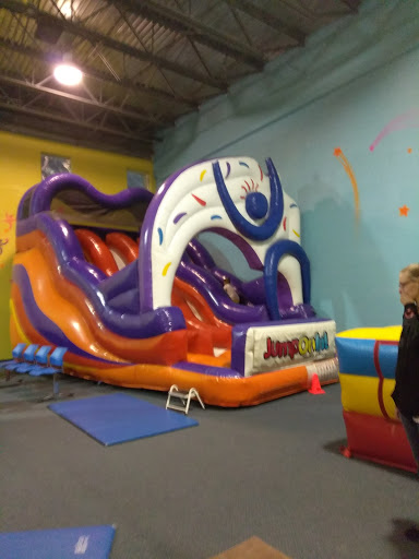 Amusement Center «Jump On In», reviews and photos, 100 Phoenix Ave # 1, Lowell, MA 01852, USA