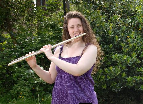 Marie-Claire Warren BA hons CT ABRSM - Teacher of Clarinet, Flute, Keyboard & Saxophone