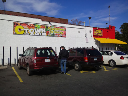 Grocery Store «C-Town Supermarkets», reviews and photos, 165 Wethersfield Ave, Hartford, CT 06114, USA