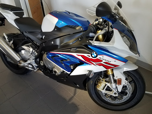 BMW Motorcycle Dealer «BMW Motorcycles Fort Lauderdale», reviews and photos, 4201 Peters Rd, Plantation, FL 33317, USA