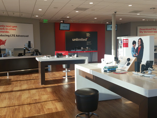 Cell Phone Store «Verizon», reviews and photos, 258 Daniel Webster Hwy, Nashua, NH 03060, USA