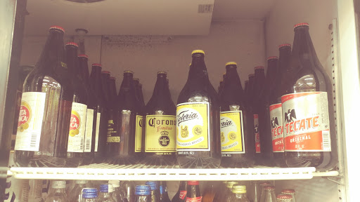 Shopping Mall «Hi-Lake Shopping Center», reviews and photos, 2218 E Lake St, Minneapolis, MN 55407, USA