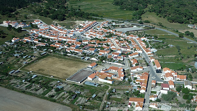 Avaliações doJunta de Freguesia de São Martinho em Gondomar - Escola