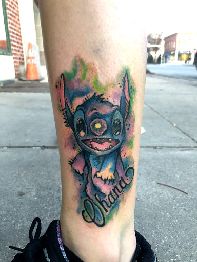 Tattoo Shop «Guerilla Tattoo», reviews and photos, 19 W King St, Shippensburg, PA 17257, USA