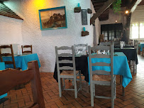 Atmosphère du Restaurant L'Essentiel chez Dino à Saint-Denis-lès-Sens - n°6