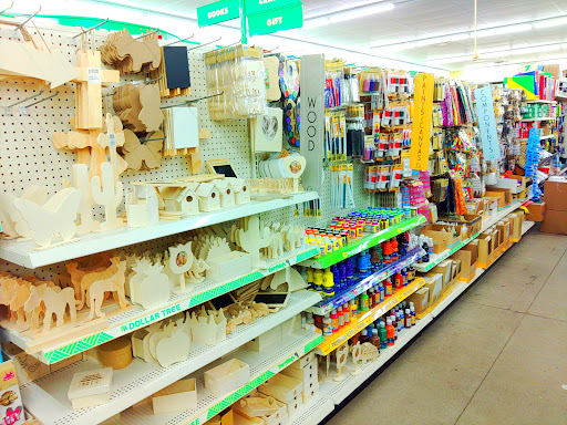 Dollar Store «Dollar Tree», reviews and photos, 2100 US Hwy 641 N, Camden, TN 38320, USA