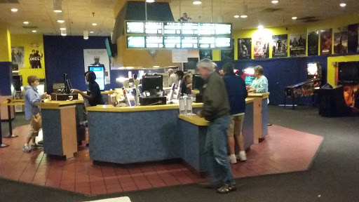 Movie Theater «Parkway 8 Cinema», reviews and photos, 6300 N Lockwood Ridge Rd, Sarasota, FL 34243, USA