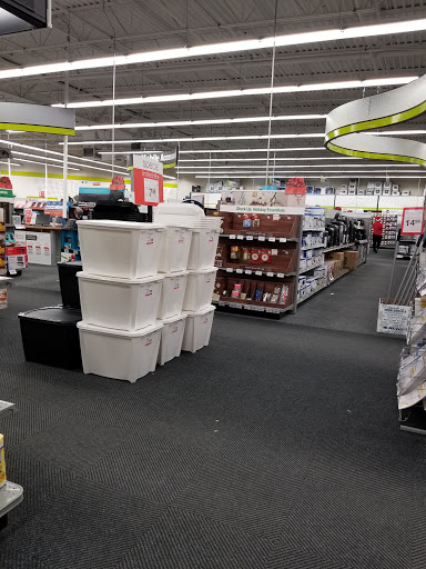 Office Supply Store «Staples», reviews and photos, 4940 O St, Lincoln, NE 68510, USA