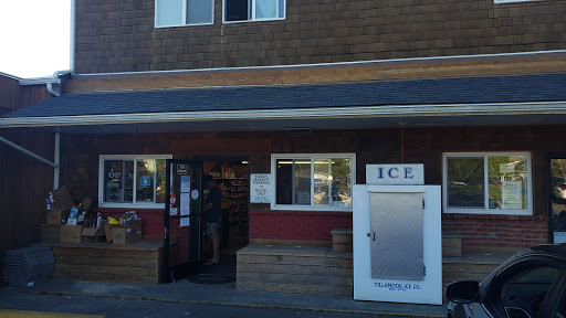 Grocery Store «Theresa Family Market», reviews and photos, 1170 S Hemlock St, Cannon Beach, OR 97110, USA