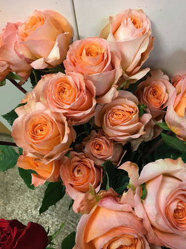 Florist «VIP Flowers», reviews and photos, 11050 SE Powell Blvd #377, Portland, OR 97266, USA