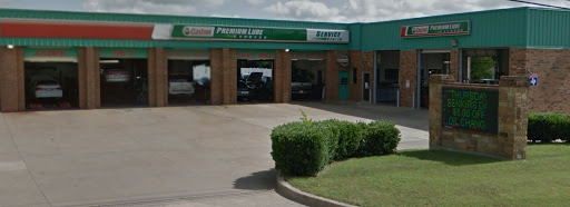 Auto Repair Shop «Castrol Express Car Service», reviews and photos, 240 E Ovilla Rd, Red Oak, TX 75154, USA