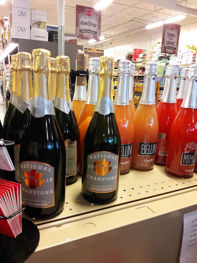 Liquor Store «Bottles Beverage Superstore», reviews and photos, 610 Coleman Blvd, Mt Pleasant, SC 29464, USA