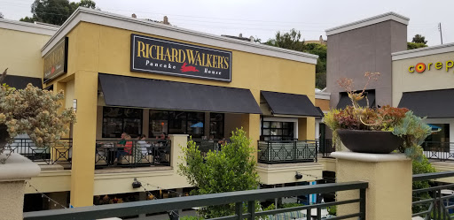 Shopping Mall «Flower Hill Promenade», reviews and photos, 2720 Via De La Valle, Del Mar, CA 92014, USA