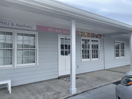 Explore unconditional love tattoo ideas, creative tattoo ideas in Savannah, available at Haute Brows. Cosmetic Tattoo