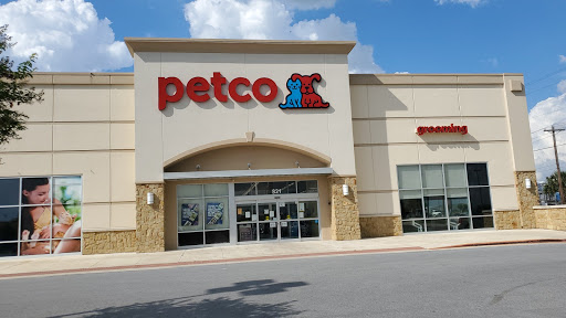 Pet Supply Store «Petco Animal Supplies», reviews and photos, 821 E Expy 83, Weslaco, TX 78599, USA