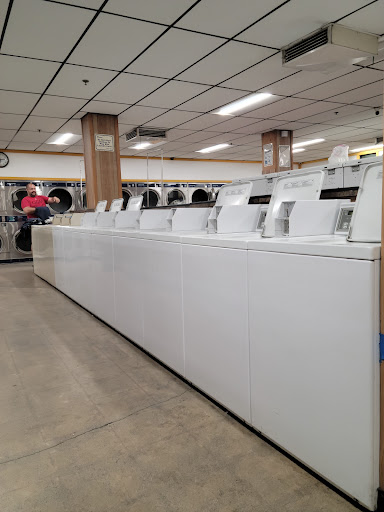 Laundromat «Pine Plaza Laundry», reviews and photos, 16312 Arrow Blvd, Fontana, CA 92335, USA