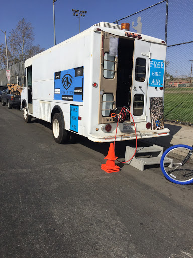 Bicycle Store «The Bicycle Whisperer», reviews and photos, 724 Vernon Ct, Venice, CA 90291, USA