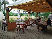 Atmosphère du La Guinguette de Giverny. Restaurant saisonnier sans réservation. - n°18