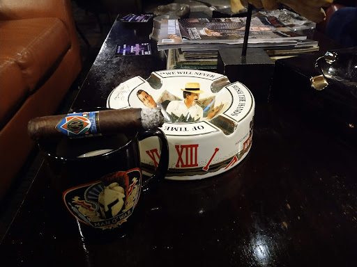 Tobacco Shop «Cigar Inn», reviews and photos, 119 W Main St, Belleville, IL 62220, USA