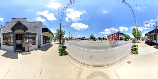 Beauty Salon «Strandz Salon & Threadz Boutique», reviews and photos, 322 Vincennes St, New Albany, IN 47150, USA