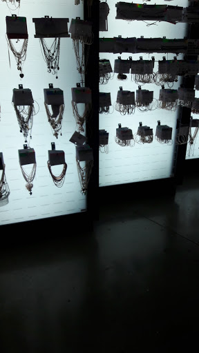 Clothing Store «rue21», reviews and photos, 112 Pavilion Pkwy, Fayetteville, GA 30214, USA