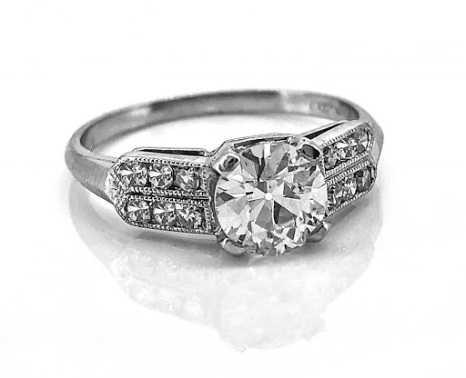 Jewelry Store «Gesner Estate Jewelry», reviews and photos, 1600 W Bay Dr, Largo, FL 33770, USA