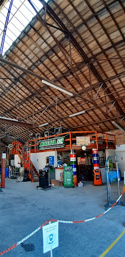 Photo 1 - Garage Du Gua