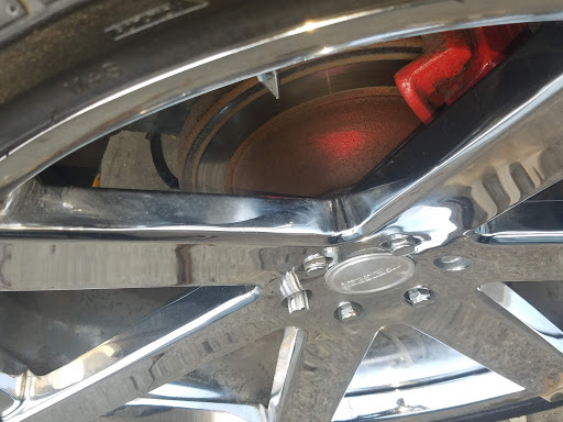 Car Wash «Suds Car Wash», reviews and photos, 2212 Green Bay Rd, Evanston, IL 60201, USA