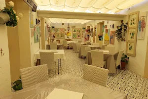 Restaurante El Guadarnes image