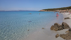 Spiaggia di Porto Su Trigu'in fotoğrafı küçük koy ile birlikte